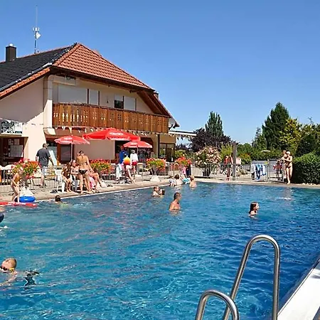 Lug Ins Land Restaurant & *