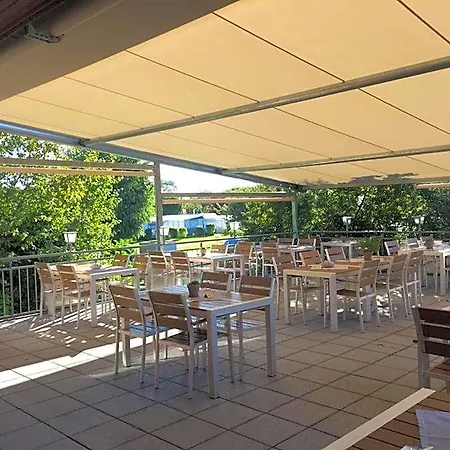 מלון Lug Ins Land Restaurant & באד בלינגן